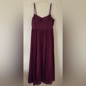 Rihoas Wine Red Sweetheart Neck Flowy Maxi Dress